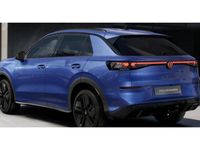 Neu VW T-Roc R-line 150 PS (110 kW) 2026 Celestial blue metallic SUV