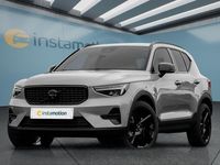 Neu Volvo XC40 Plus 163 PS (119 kW) 2026 Grau SUV