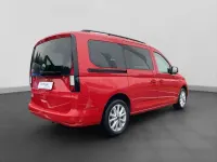 Gebraucht VW Caddy Maxi Life 114 PS (83 kW) 2022 Rot Van / Kleinbus
