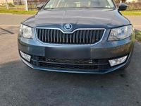 Second-hand Skoda Octavia 110 CP (80 kW) 2016 Albastru Hatchback