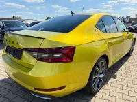 Gebraucht Skoda Superb SportLine 190 PS (139 kW) 2023 Gelb Limousine