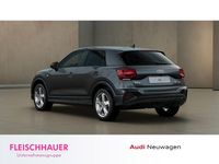 Neu Audi Q2 Advanced Plus 150 PS (110 kW) 2026 Grau SUV