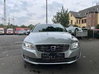 Gebraucht Volvo V70 Summum 181 PS (133 kW) 2015 Silber Kombi
