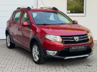 Gebraucht Dacia Sandero Prestige 90 PS (66 kW) 2016 Feuerrot SUV