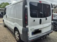 Gebraucht Opel Vivaro 120 PS (88 kW) 2005 Weiß Van / Kleinbus