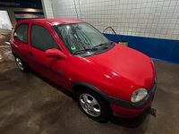 Gebraucht Opel Corsa 65 PS (47 kW) 1999 Rot Kleinwagen