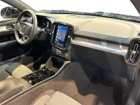 Gebraucht Volvo XC40 Plus 197 PS (144 kW) 2023 Onyx black / metallic SUV