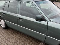 Second-hand Mercedes E280 193 CP (141 kW) 1993 Verde Break