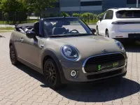 Gebraucht Mini Cooper Cabriolet 136 PS (100 kW) 2020 Emerald grey metallic Cabrio