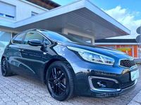 Gebraucht Kia Ceed 135 PS (99 kW) 2015 Schwarz Kleinwagen