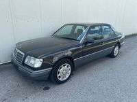 Second-hand Mercedes E250 113 CP (83 kW) 1995 Gri Berlinǎ