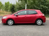 Gebraucht Toyota Auris Executive 126 PS (92 kW) 2011 Rot Kleinwagen