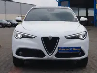 Gebraucht Alfa Romeo Stelvio 209 PS (153 kW) 2019 Weiß SUV