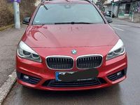 Gebraucht BMW 220 Active Tourer Sport Line 192 PS (141 kW) 2016 Rot Van / Kleinbus