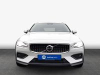 Gebraucht Volvo V60 CC Plus 197 PS (144 kW) 2023 Crystal weißperleffekt Kombi