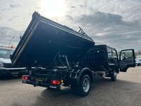 Gebraucht Mitsubishi Canter 175 PS (128 kW) 2024 Schwarz Van / Kleinbus