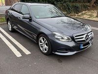 Gebraucht Mercedes E220 Avantgarde 170 PS (125 kW) 2013 Andere farben Limousine
