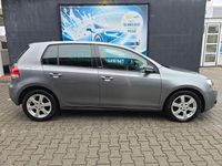 Gebraucht VW Golf VII Style 105 PS (77 kW) 2012 Grau Limousine