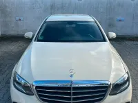 Gebraucht Mercedes E200 150 PS (110 kW) 2019 Beige Limousine