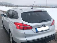 Gebraucht Ford Focus 105 PS (77 kW) 2015 Silber Kombi