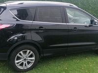 gebraucht Ford Kuga 1,5 EcoBoost 4x2 SUV 110kW Anhängerkupplung HU 12/2024