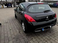 Gebraucht Peugeot 308 156 PS (114 kW) 2011 Schwarz Kleinwagen