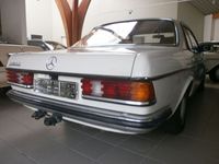 Gebraucht Mercedes 280 156 PS (114 kW) 1977 Weiß