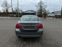 Gebraucht BMW 318 Performance 143 PS (105 kW) 2011 Grau Limousine