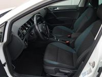 gebraucht VW Golf VII 2,0 TDI IQ.DRIVE + VW-Garantie + Navi