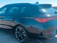 Usado Cupra Leon 245 CV (180 kW) 2022 Negro Familiar