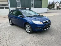 Gebraucht Ford Focus Ghia 116 PS (85 kW) 2009 Blau Limousine