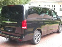 Gebraucht Mercedes V250 190 PS (139 kW) 2022 Obsidianschwarz metallic Van / Kleinbus