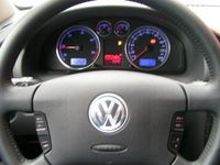 Gebraucht VW Passat Exclusive 131 PS (96 kW) 2004 Silber metallic Kombi