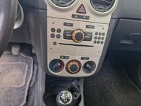 Gebraucht Opel Corsa 75 PS (55 kW) 2007 Silber Kleinwagen