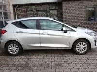 Gebraucht Ford Fiesta Cool & Connect 75 PS (55 kW) 2022 Silber Limousine
