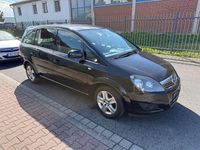 Gebraucht Opel Zafira Design Edition 140 PS (102 kW) 2011 Schwarz Van / Kleinbus