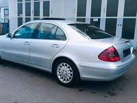 Gebraucht Mercedes E280 231 PS (169 kW) 2005 Silber Limousine