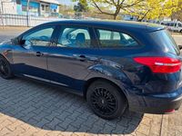 Gebraucht Ford Focus Trend 105 PS (77 kW) 2018 Blau Limousine