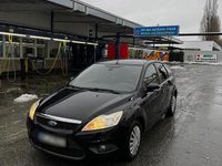 Gebraucht Ford Focus 101 PS (74 kW) 2012 Schwarz Kleinwagen