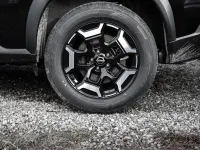 Neu Nissan X-Trail 360º 204 PS (150 kW) 2026 P) (schwarz SUV