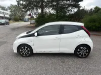 Gebraucht Toyota Aygo X-play 72 PS (52 kW) 2019 Weiß Kleinwagen