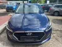 Gebraucht Hyundai i30 YES! 99 PS (72 kW) 2019 Blau Limousine