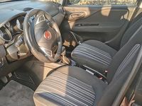 Gebraucht Fiat Punto 77 PS (56 kW) 2011 Schwarz Kleinwagen