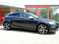 Gebraucht Volvo V40 152 PS (111 kW) 2019 Schwarz Limousine
