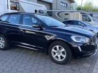 Second-hand Volvo XC60 220 CP (161 kW) 2016 Albastru SUV