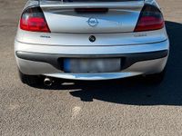 Second-hand Opel Tigra 90 CP (66 kW) 2000 Argintiu Coupe