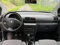 Gebraucht VW Fox 60 PS (44 kW) 2011 Schwarz Kleinwagen