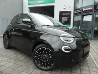 Gebraucht Fiat 500e La Prima 86 kW (118 PS) 2023 Nero profondo (metallic) Kleinwagen