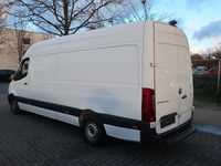 Używany Mercedes Sprinter 190 KM (139 kW) 2018 Biały Van