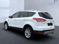 Gebraucht Ford Kuga Titanium 150 PS (110 kW) 2015 Weiß SUV
